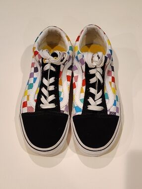 Vans Women's Checkerboard Rainbow Low-Top Sneakers - Black & Multi WM
